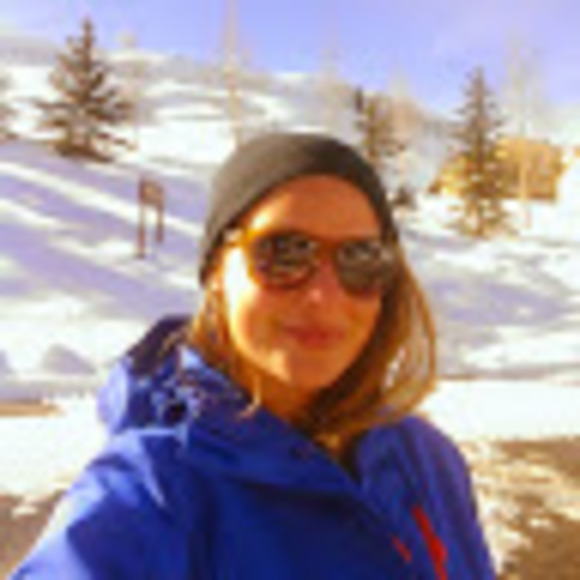 Meet your Posher, Emily - Picture 1 of 1